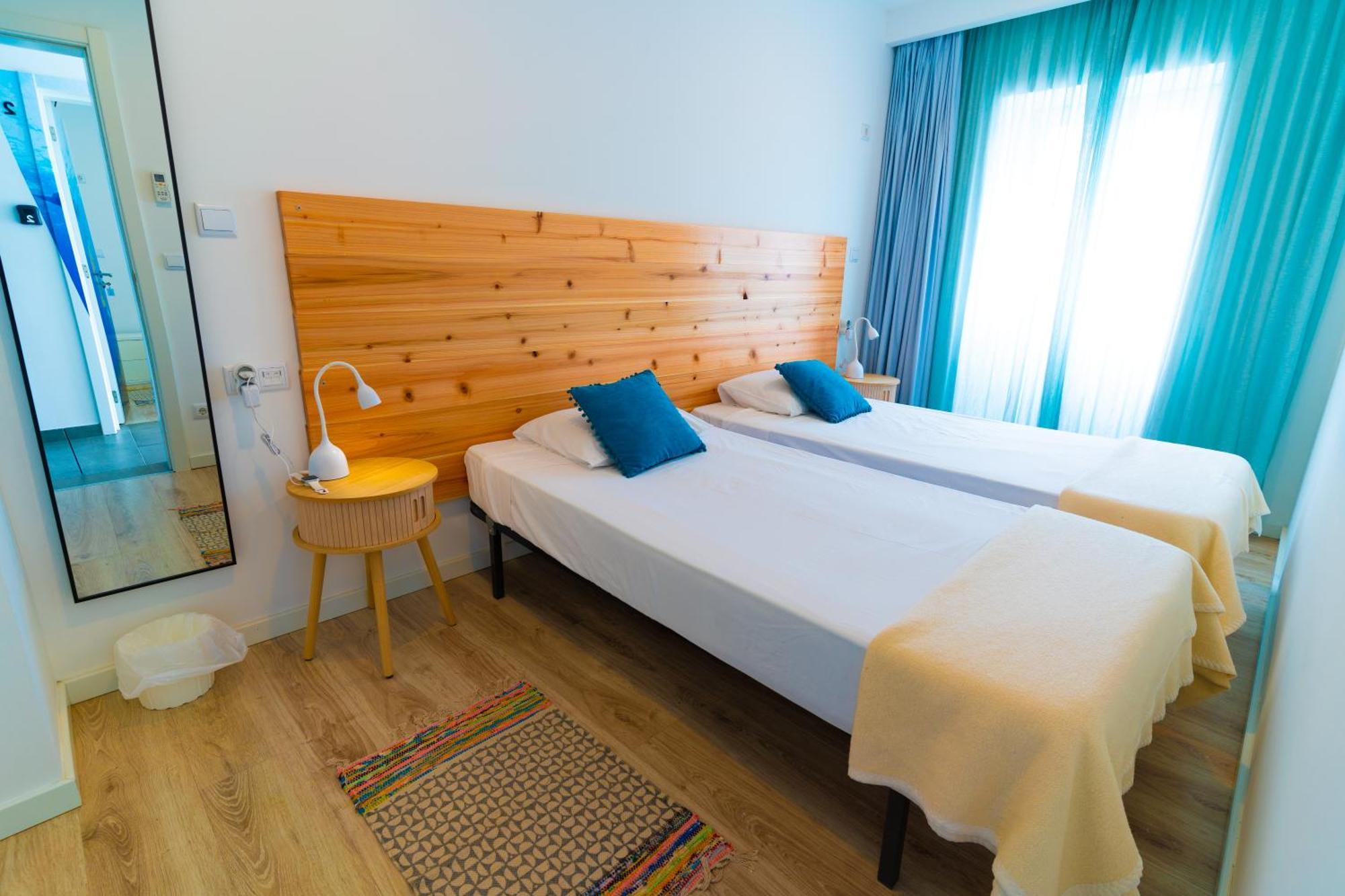 Hostel Azorazul - Pool & Suite Ponta Delgada Buitenkant foto
